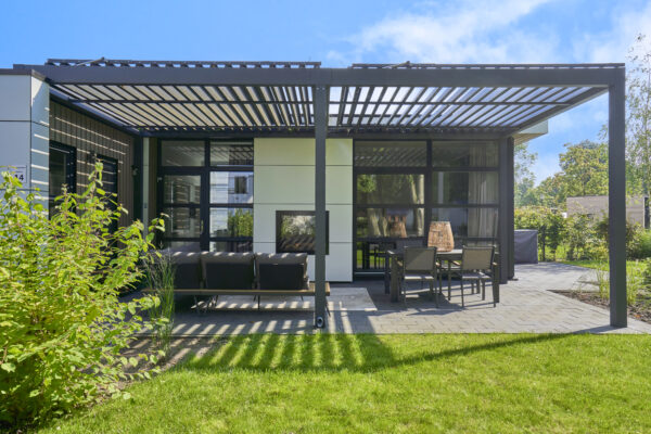 Deponti Pinela Louvered Roof Aluminium Veranda