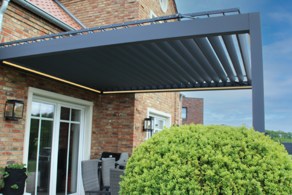 Deponti Pinela Louvered Roof Aluminium Veranda - Image 7